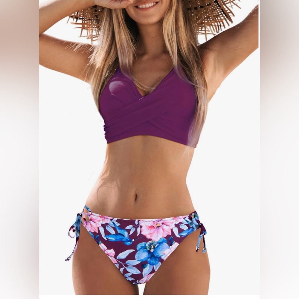 NWT CUPSHE Women's Bikini Swimsuit Front Cross Lace Up Two Piece Bathing Suit